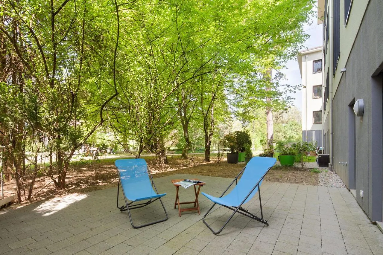 2,5 Zi Design Loft Wohnung Mit Gartensitzplatz Basel